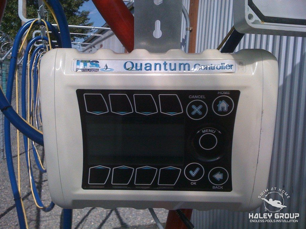Irrigation system controller mounted at a greenhouse